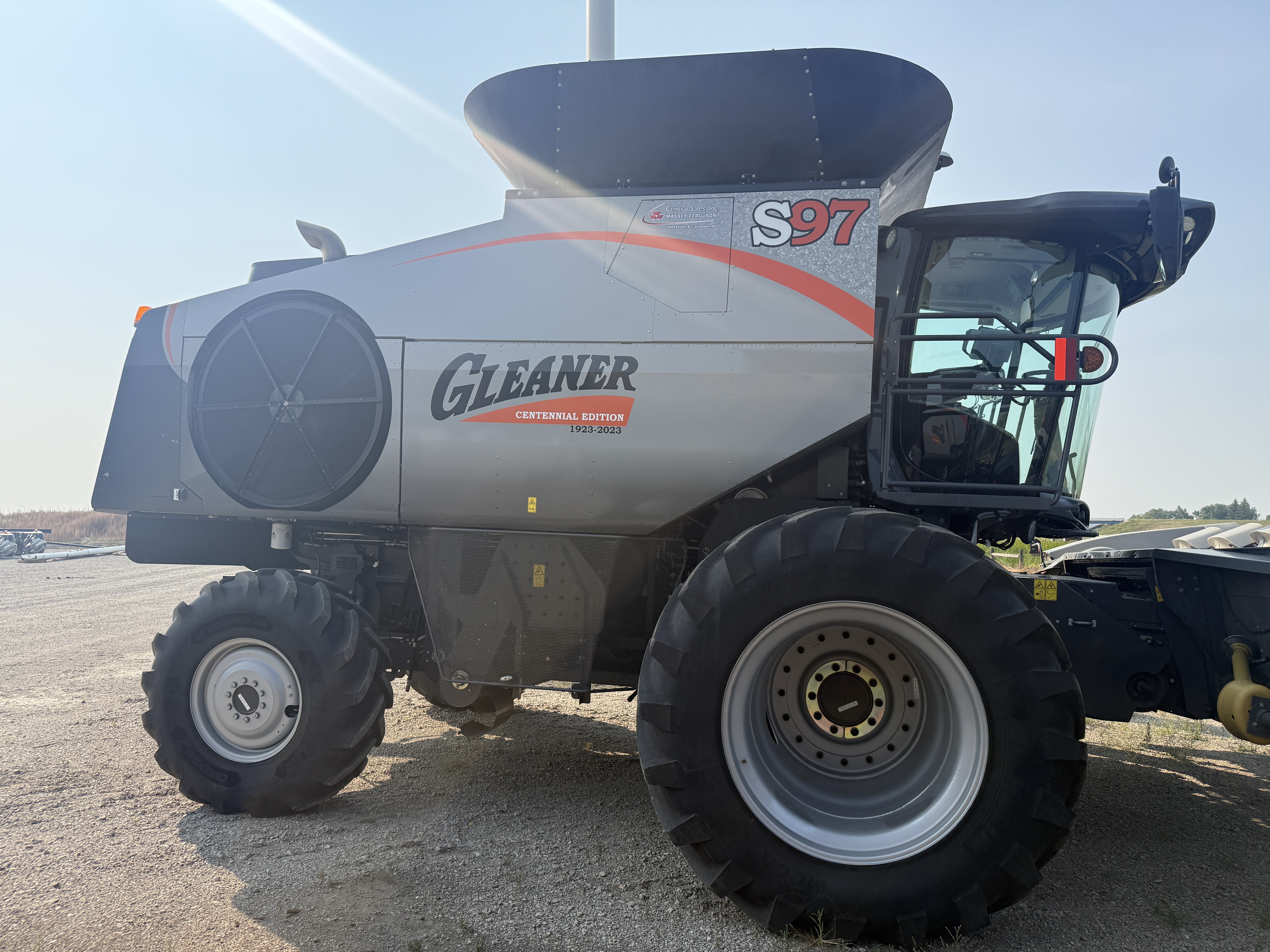 2023 AGCO Gleaner S97 Combine