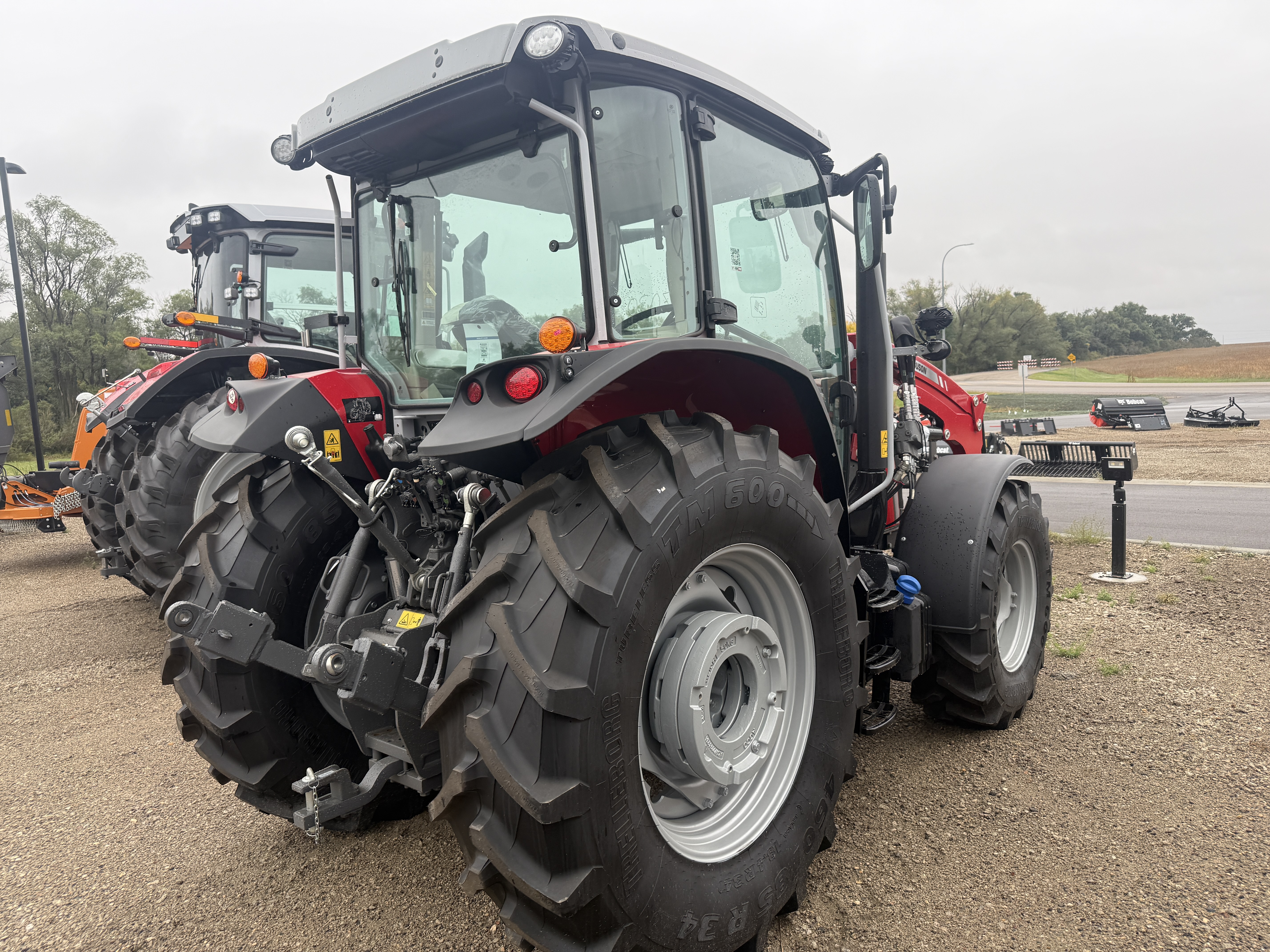 2026 Massey Ferguson 5M.115 Tractor