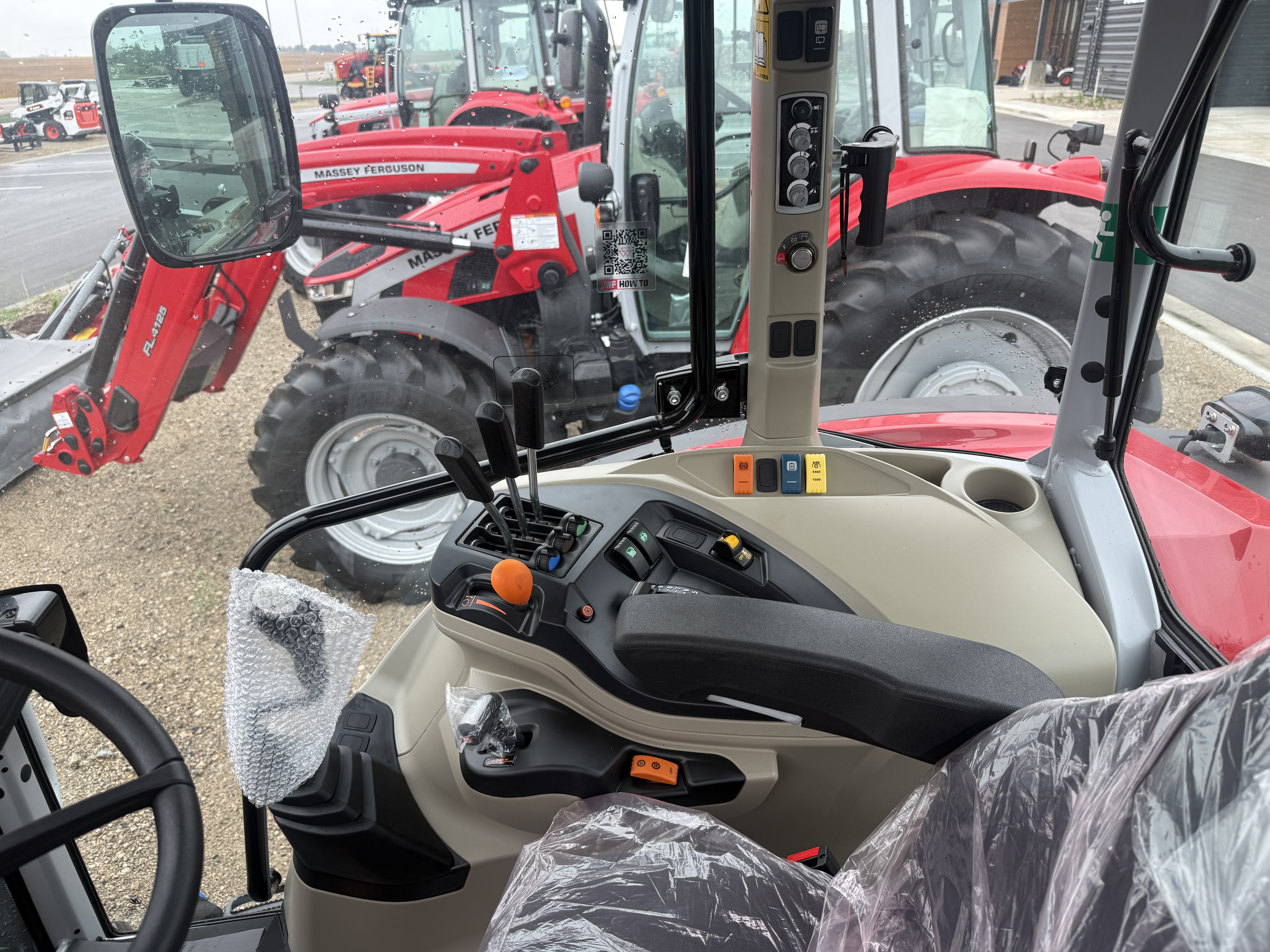 2026 Massey Ferguson 5M.115 Tractor