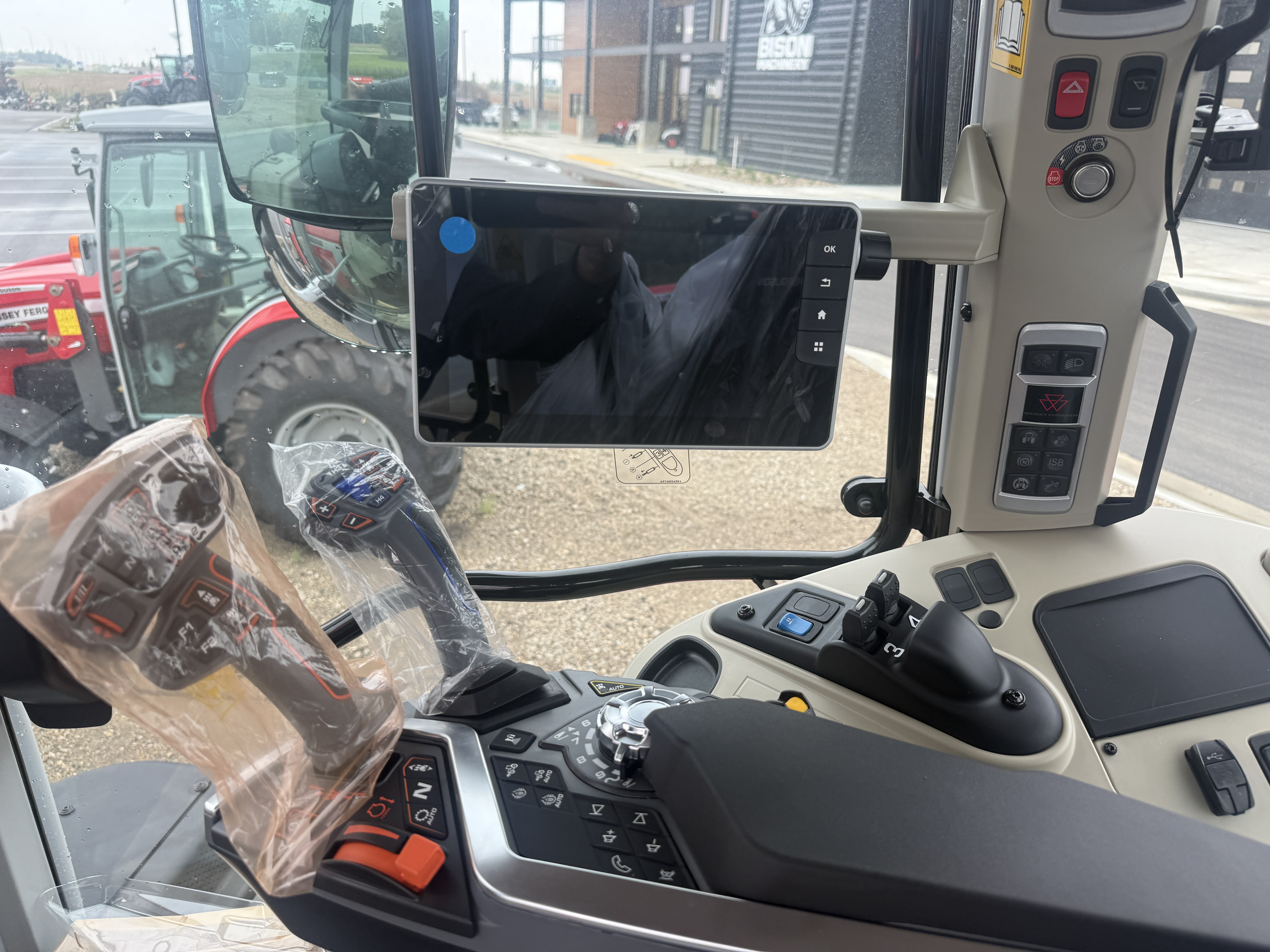 2026 Massey Ferguson 7S.165 Tractor