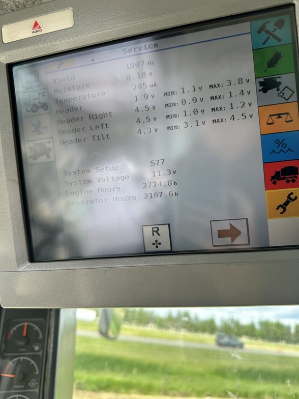 2011 AGCO Gleaner S77 Combine