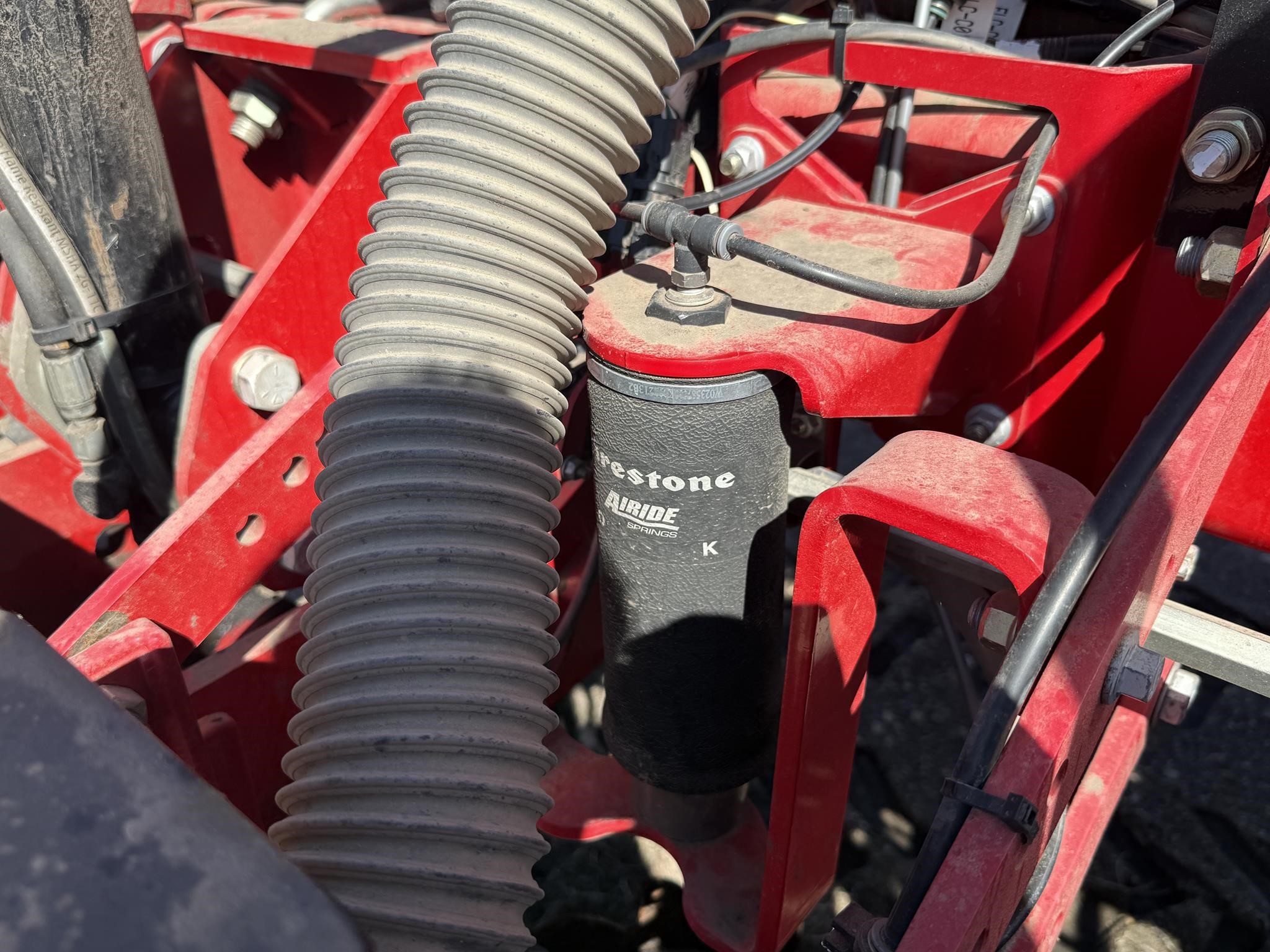 2014 Massey Ferguson WP9824-30 Planter