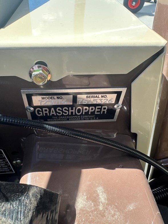 2026 Grasshopper 725DT6 Mower/Zero Turn