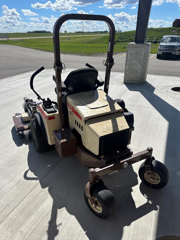 2026 Grasshopper 725DT6 Mower/Zero Turn