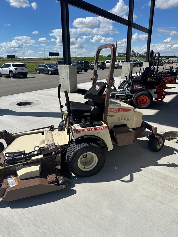 2026 Grasshopper 725DT6 Mower/Zero Turn
