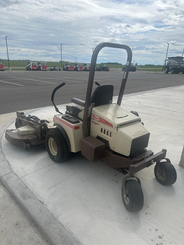 2024 Grasshopper 725D Mower/Zero Turn