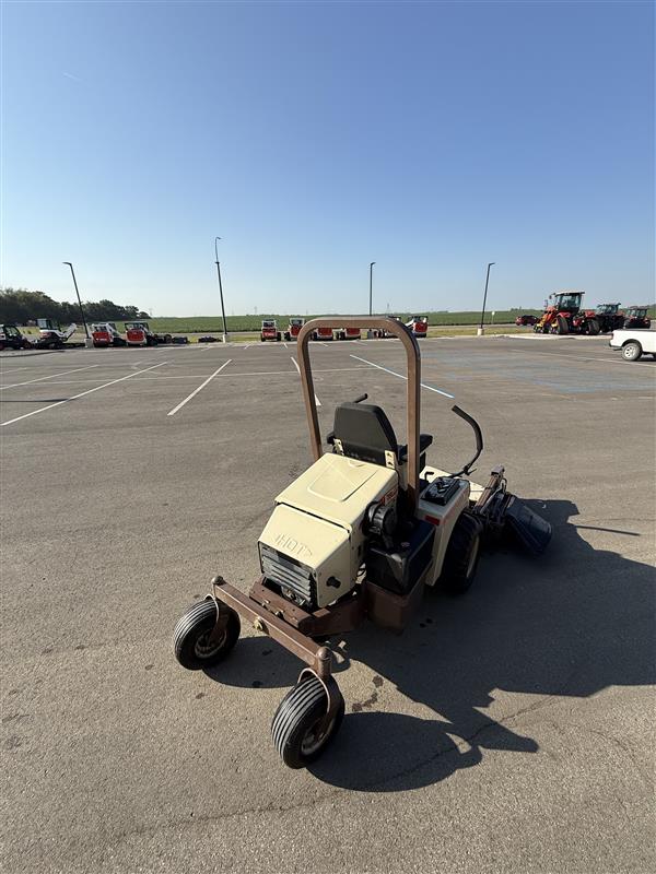 2013 Grasshopper 725DT Mower/Zero Turn