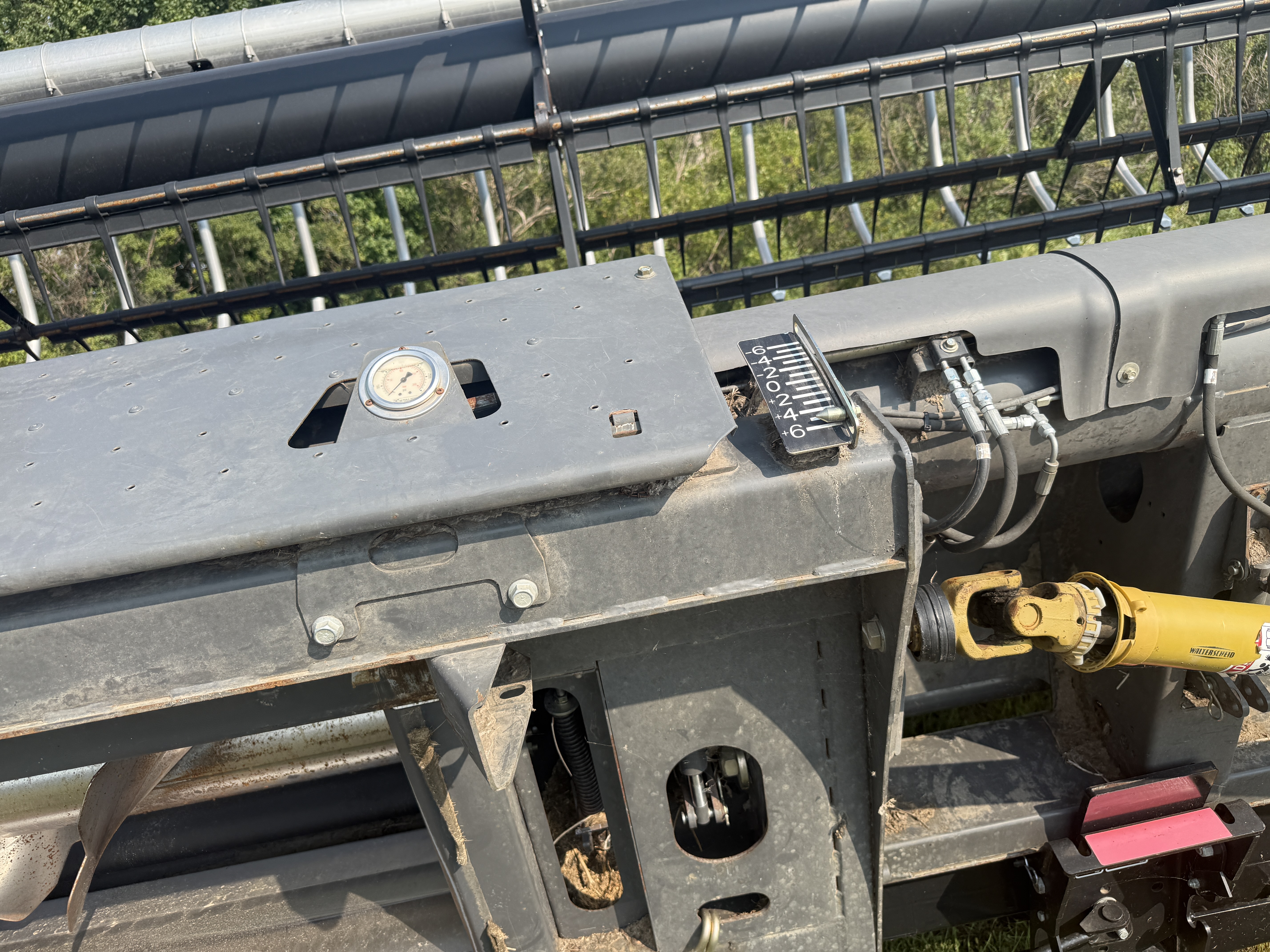 2011 AGCO Gleaner 9250-35 Header Combine