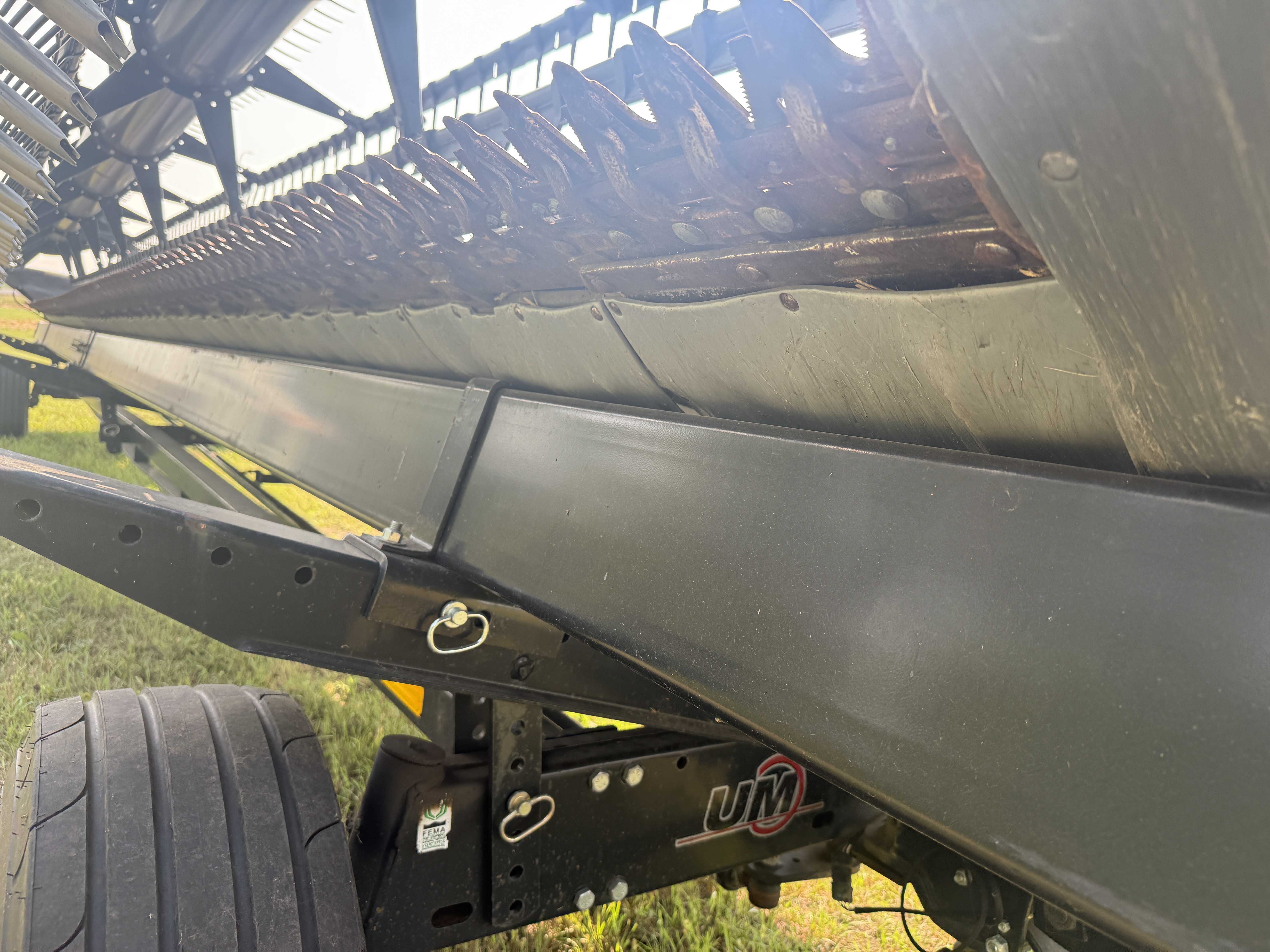 2011 AGCO Gleaner 9250-35 Header Combine