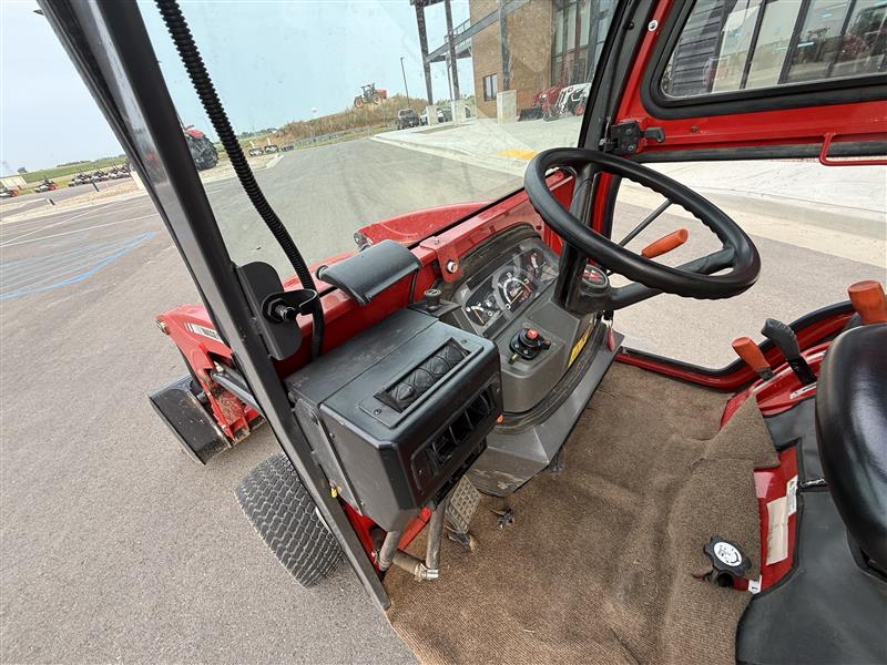 2018 Massey Ferguson GC1705 Tractor
