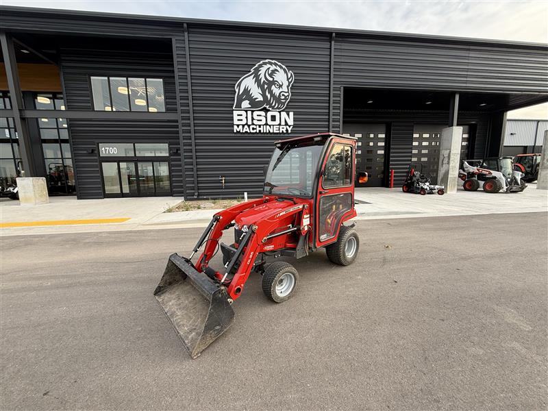 2018 Massey Ferguson GC1705 Tractor