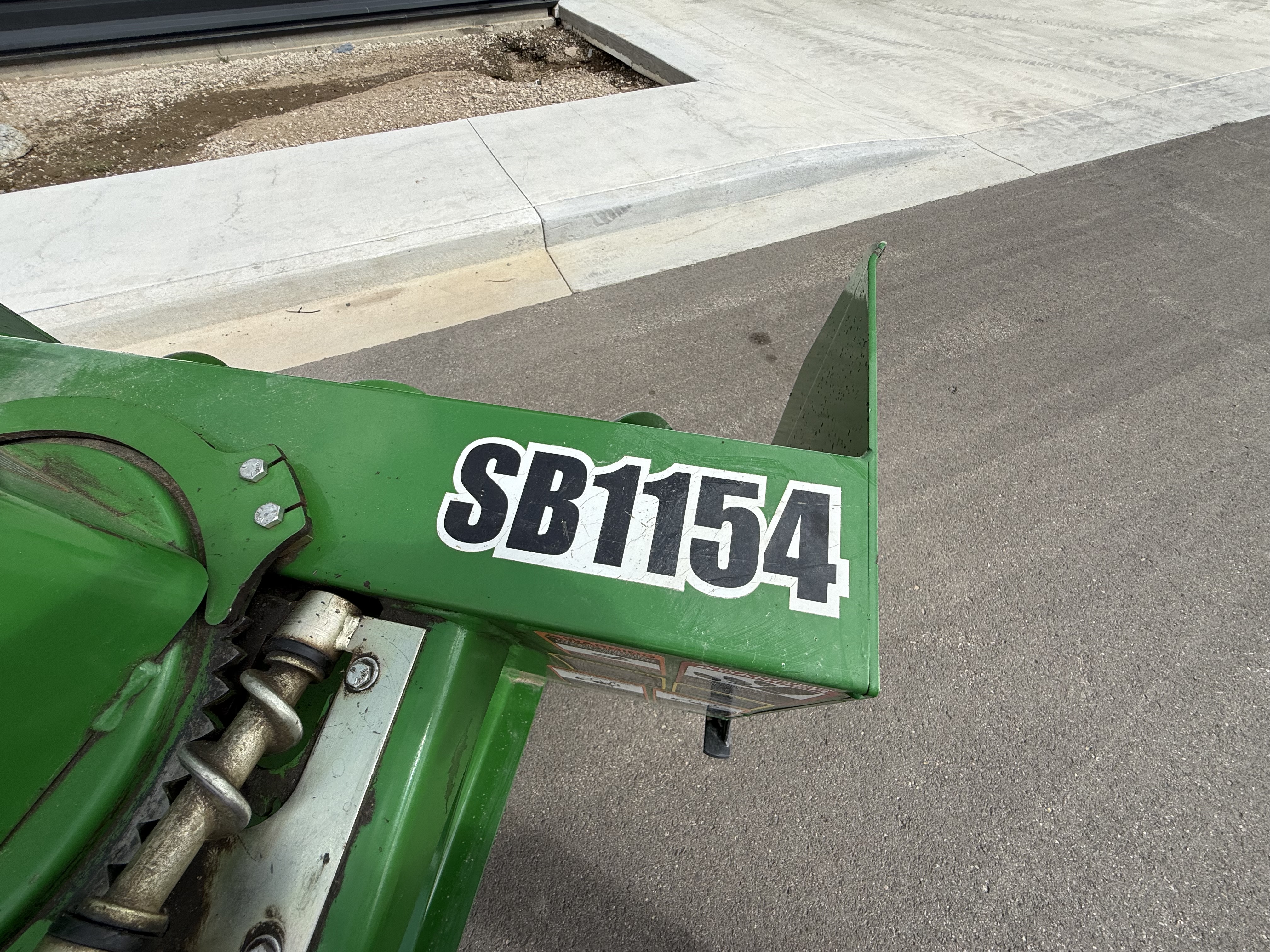 2017 John Deere 1025R Tractor