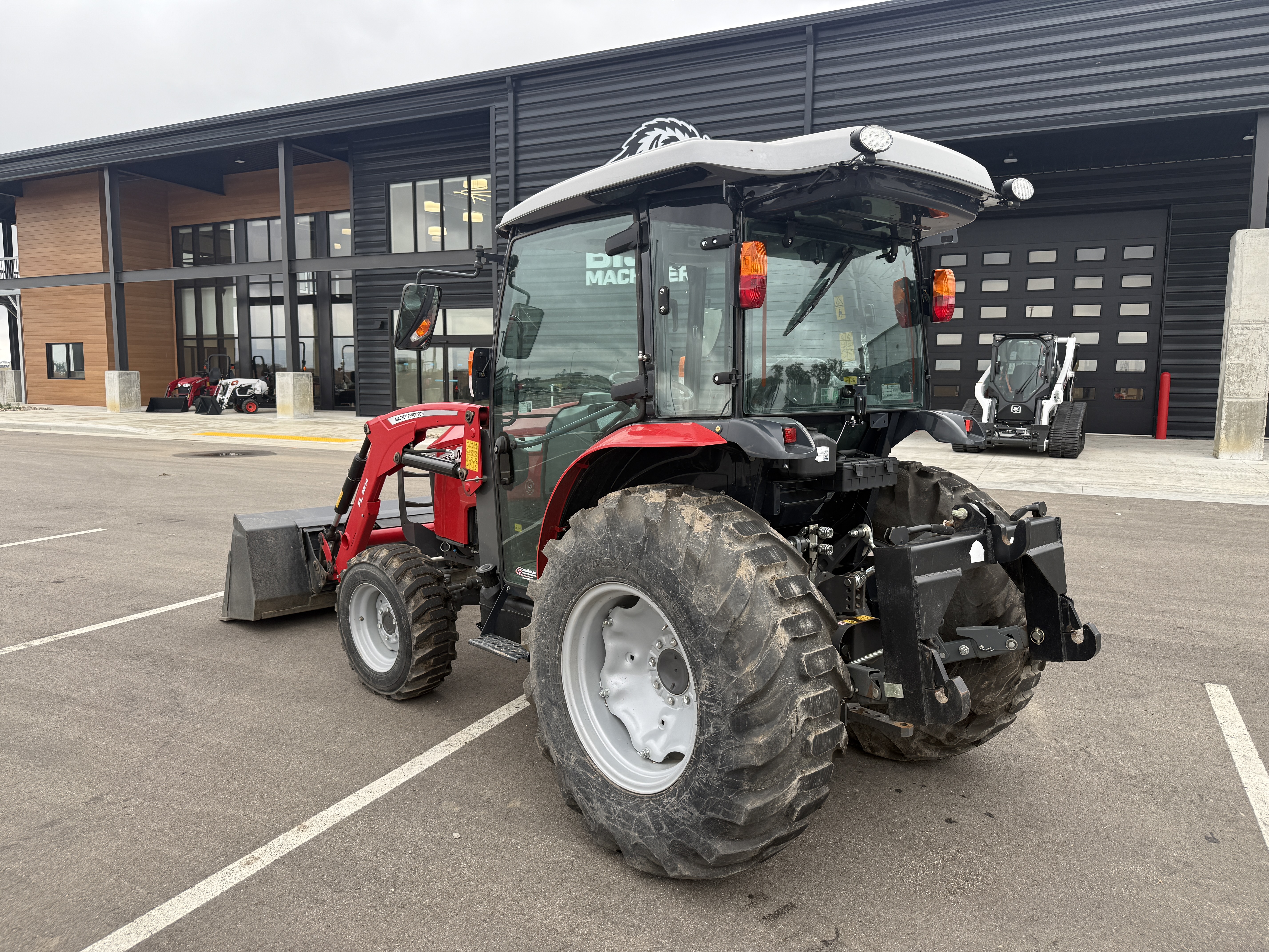 2026 Massey Ferguson MF2860M Tractor