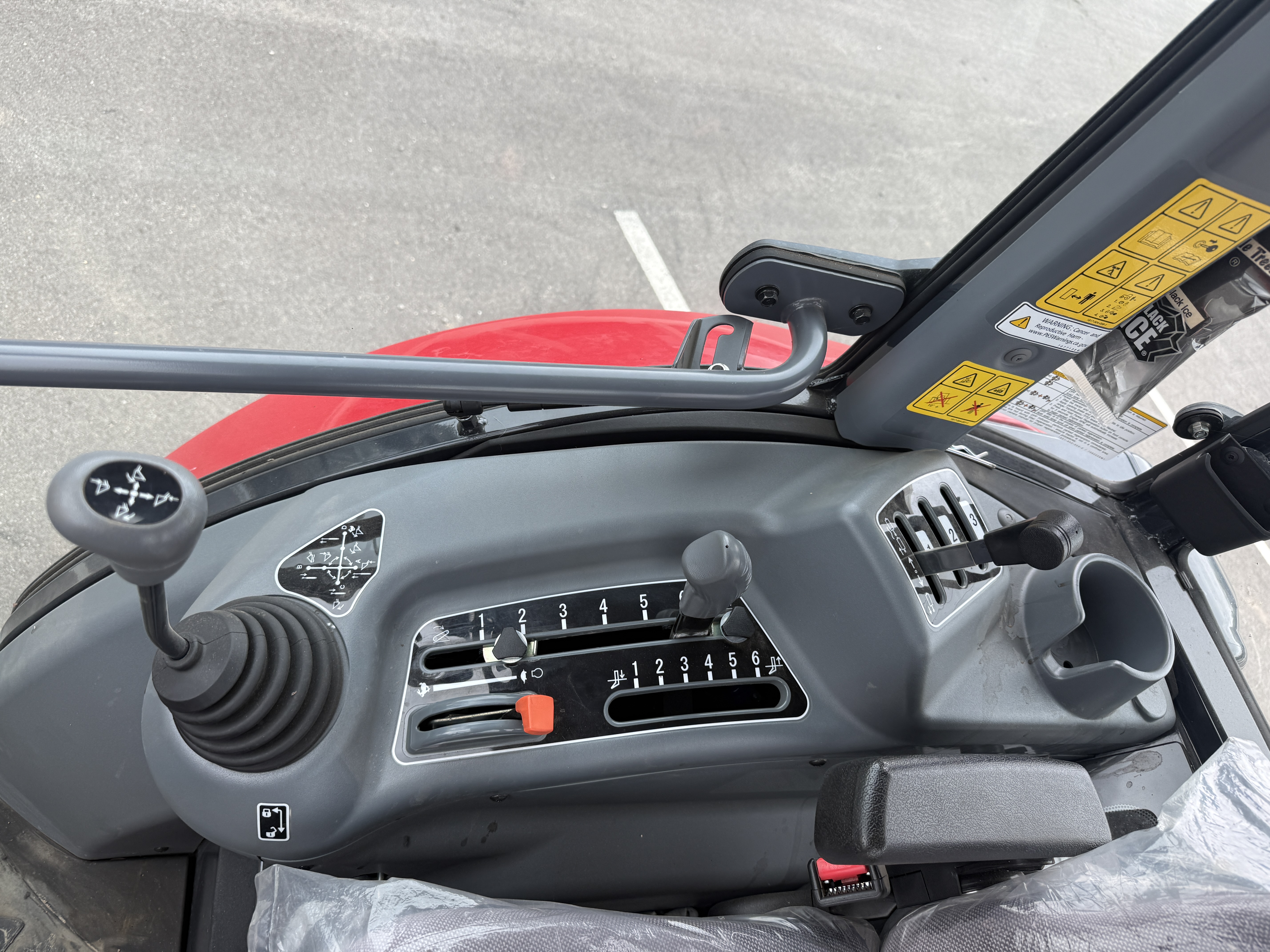 2026 Massey Ferguson MF2860M Tractor