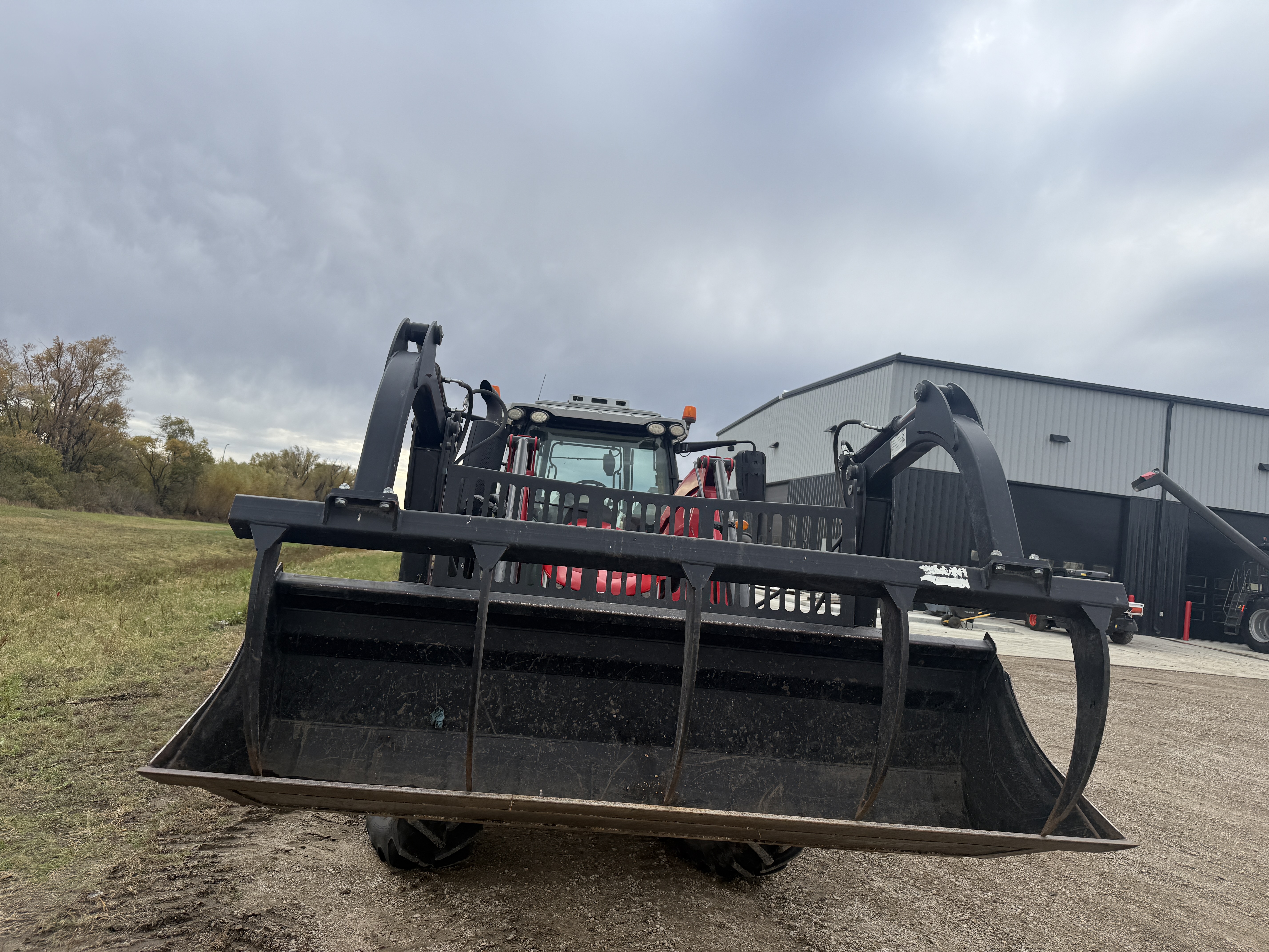 2020 Massey Ferguson MF7716 Tractor
