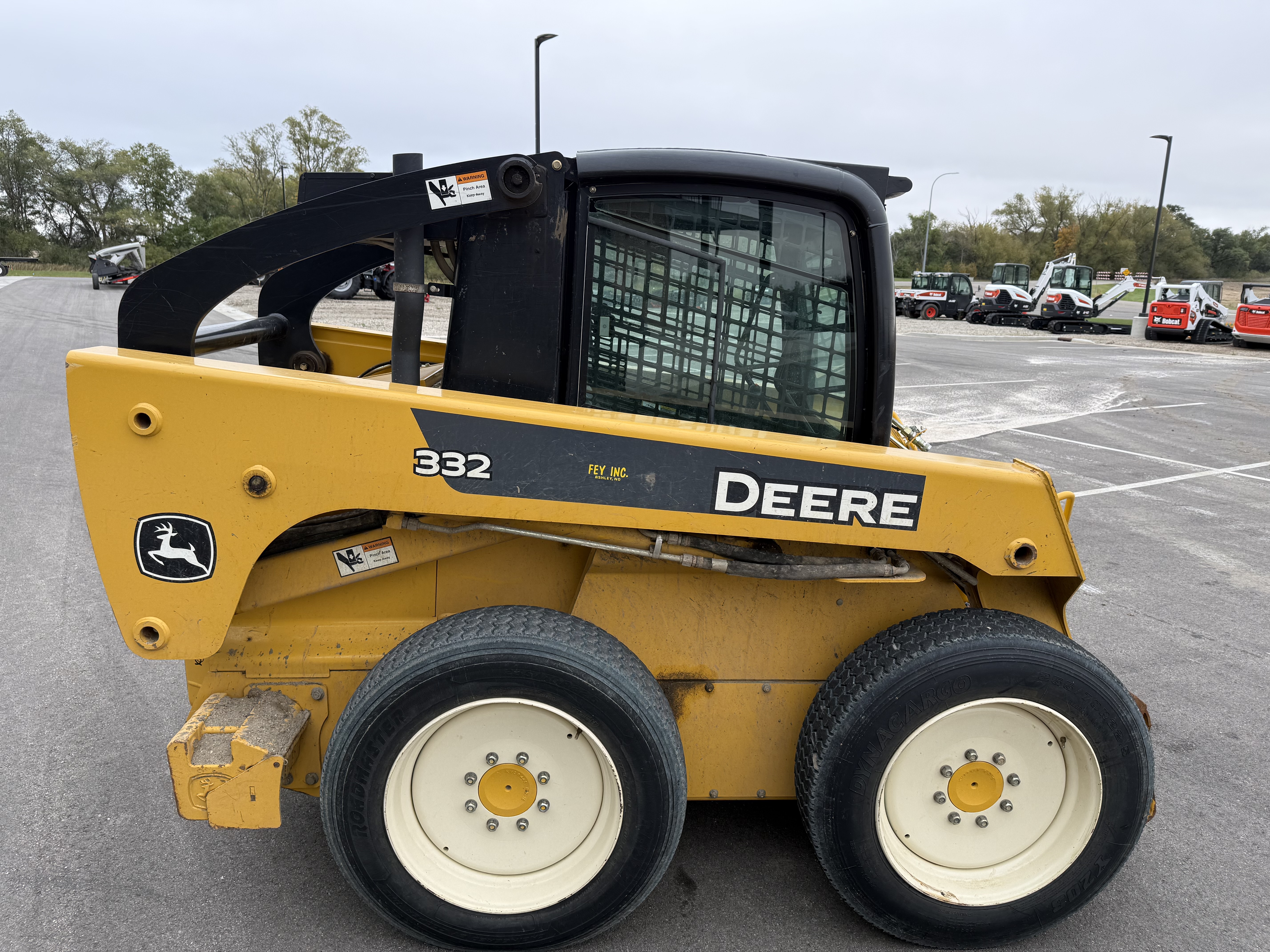 2005 John Deere 332 Skid Steer Loader
