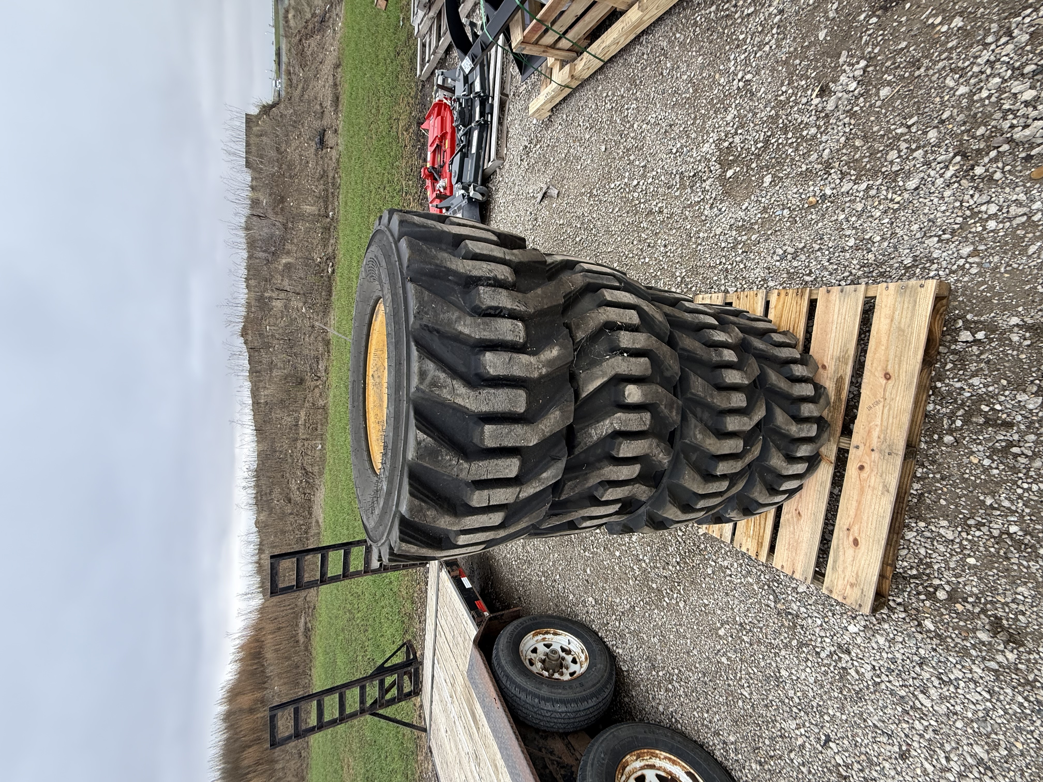2005 John Deere 332 Skid Steer Loader