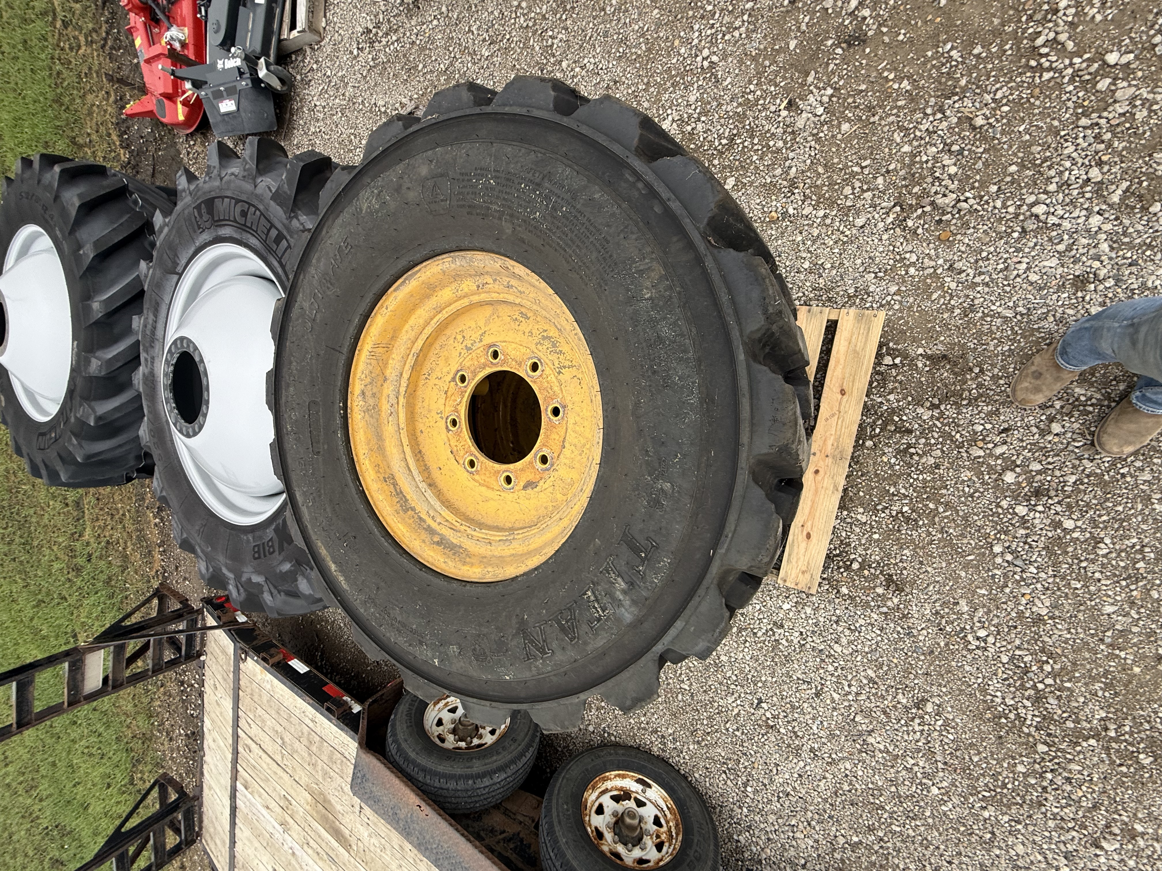 2005 John Deere 332 Skid Steer Loader