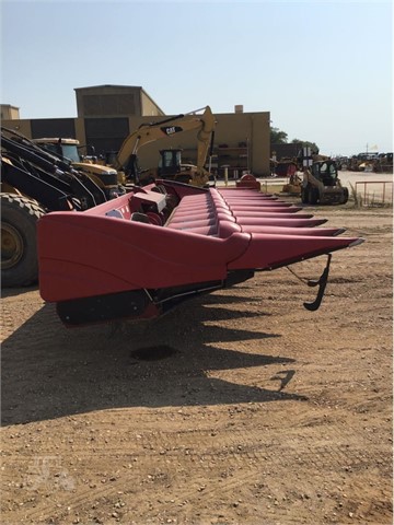 2011 Case IH 2612 Header Combine