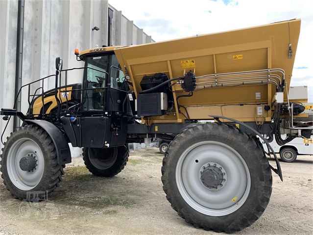 2018 RoGator RG1300C Sprayer/High Clearance