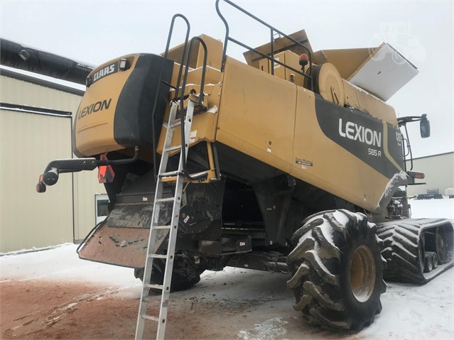 2009 Lexion 585R Combine