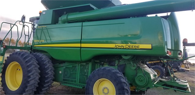 2010 John Deere 9870 STS Combine