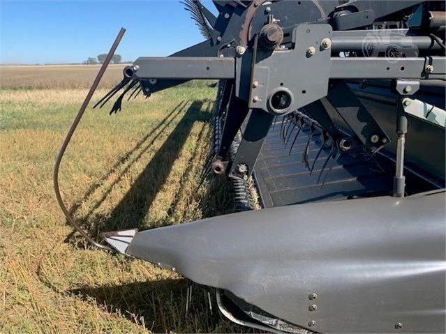 2013 Gleaner 9250 Header Flex