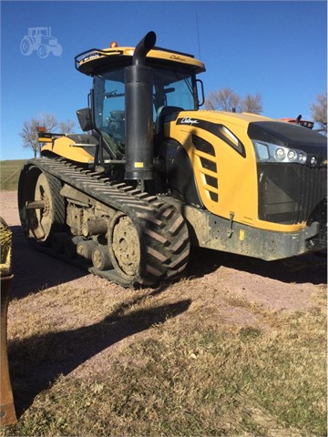 2016 Challenger MT865E Tractor