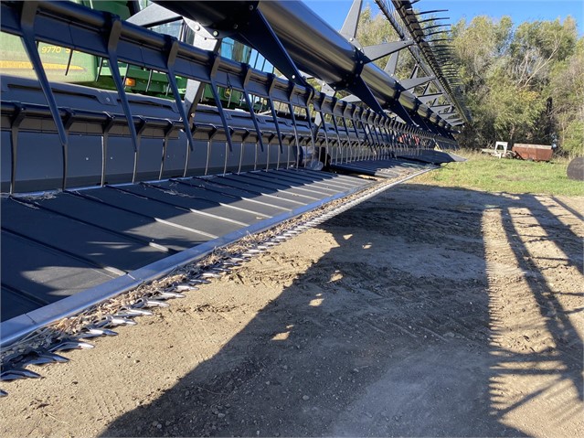 2012 Gleaner 9250 Header Flex