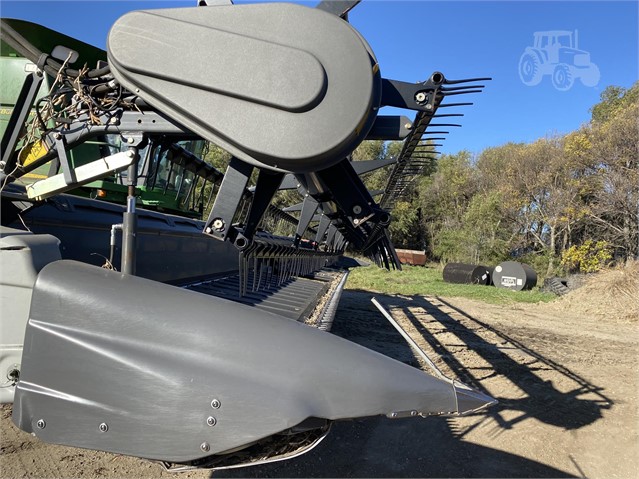 2012 Gleaner 9250 Header Flex