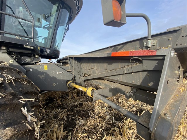 2012 Gleaner 3000 Header Corn Head