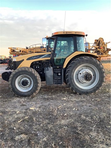 2006 Challenger MT565B Tractor