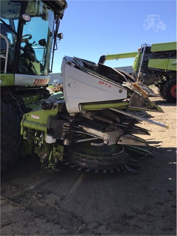 2017 CLAAS ORBIS 900 Header RowCrop