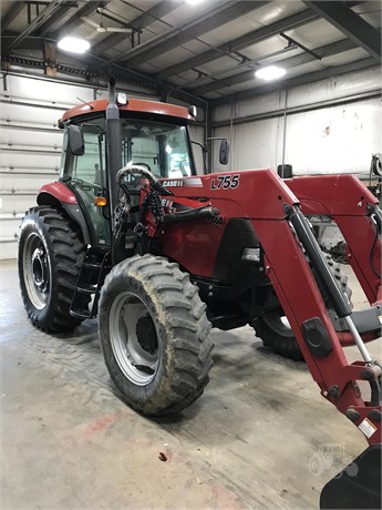 2015 Case IH FARMALL 140A Tractor