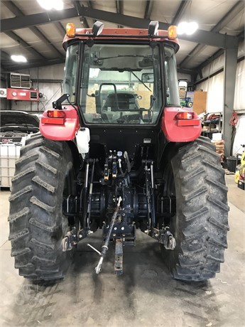 2015 Case IH FARMALL 140A Tractor