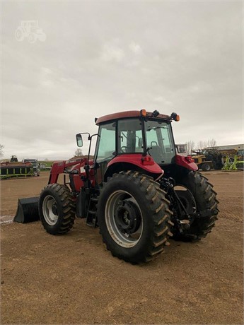 2015 Case IH FARMALL 140A Tractor