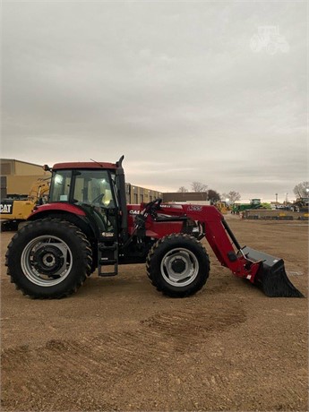 2015 Case IH FARMALL 140A Tractor