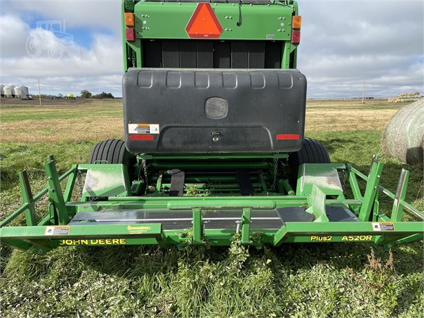 2018 John Deere 560R Baler/Round