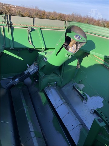 2008 John Deere 9670 STS Combine