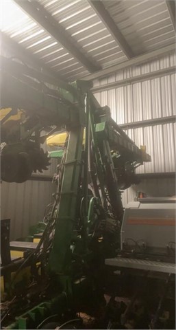 2016 John Deere 1725 Planter