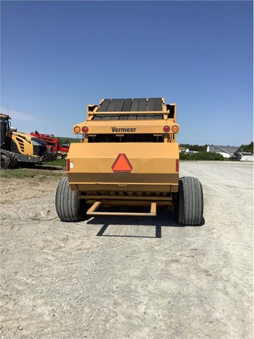 2011 Vermeer 605SM Baler/Round