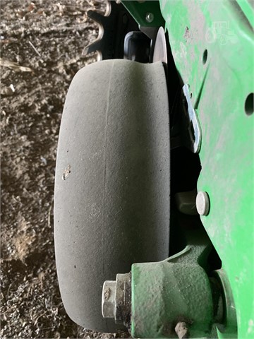 2015 John Deere 1775NT CCS Planter