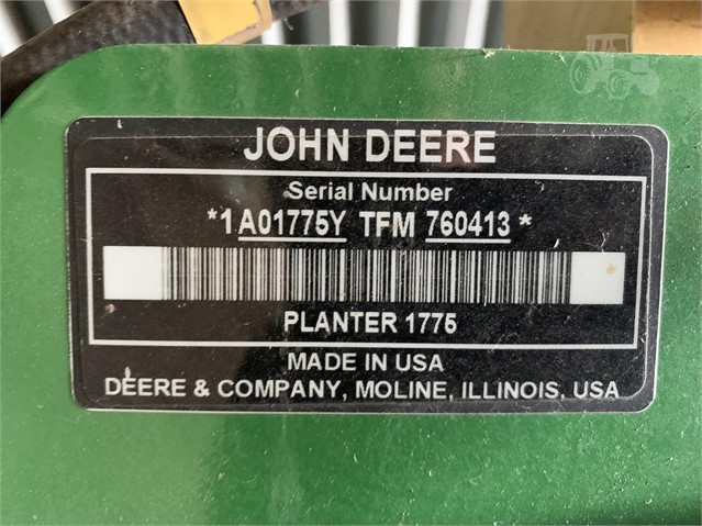 2015 John Deere 1775NT CCS Planter