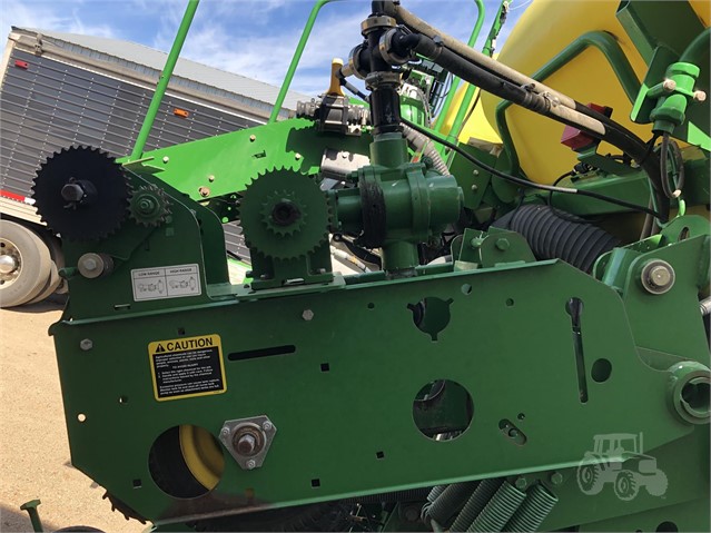 2013 John Deere 1770NT Planter