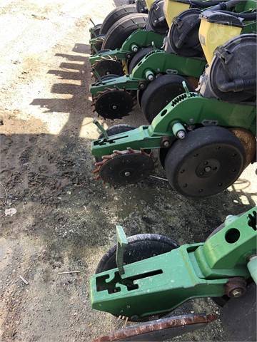 2013 John Deere 1770NT Planter