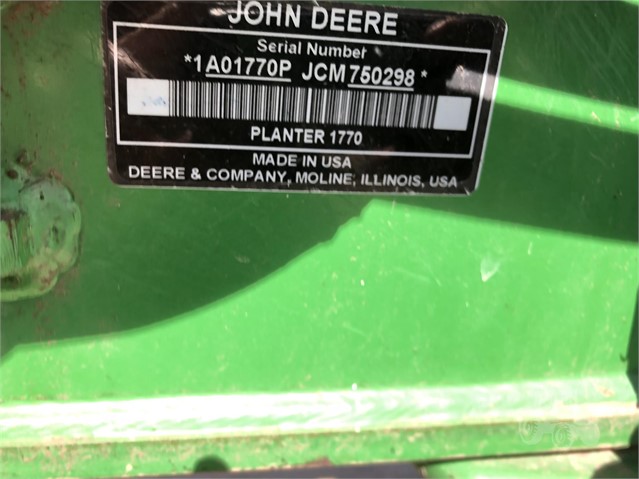 2013 John Deere 1770NT Planter