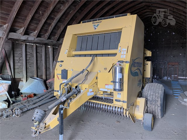 2012 Vermeer 605SM Baler/Round