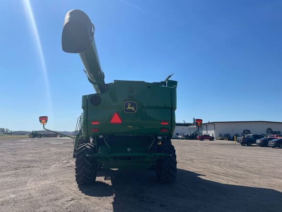 2023 John Deere S770 Combine