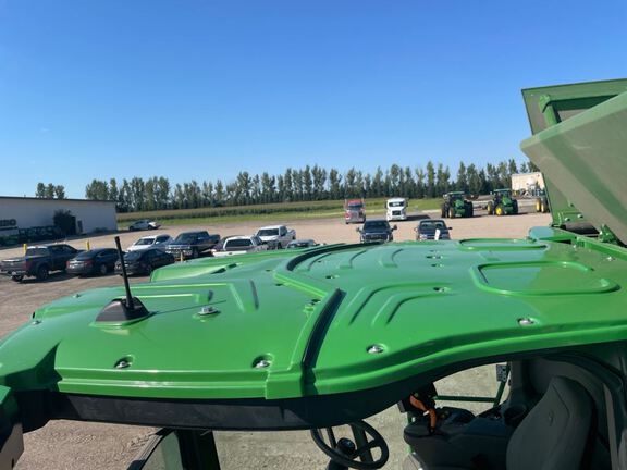 2023 John Deere S770 Combine