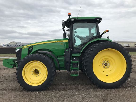 2015 John Deere 8345R Tractor